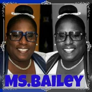 Meet your Posher, Monica